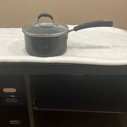 Cuisinart 2.5 qt/2.4 Liter Saucepan With Cover Ceramic Coating