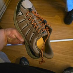 Arthropedic  sneakers Size nine