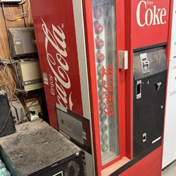 80s Model Coke Machine 