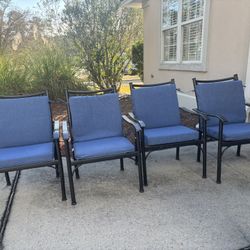 Set Of 4 Outdoor Patio Dining Chairs With Removable Cushions