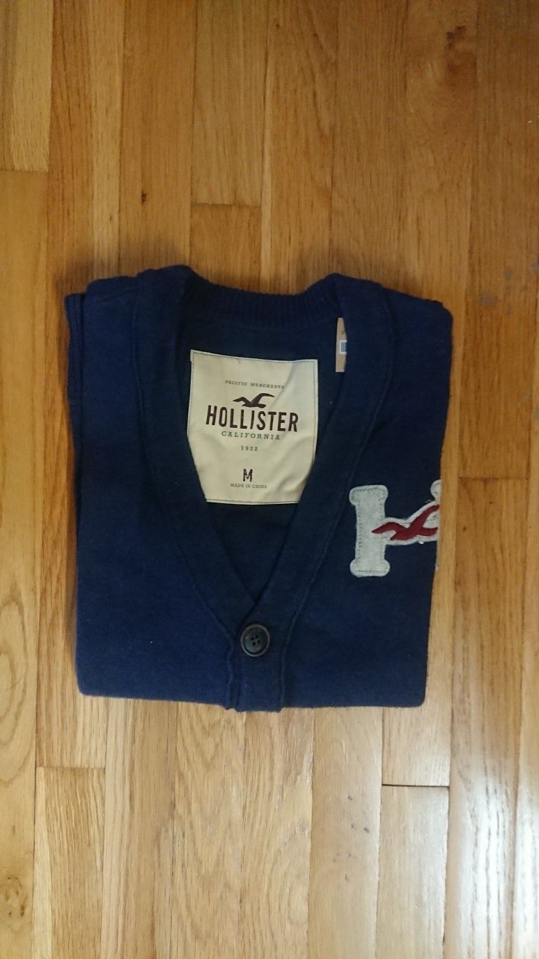 Hollister Dude's Cardigan Size Medium New With Tags