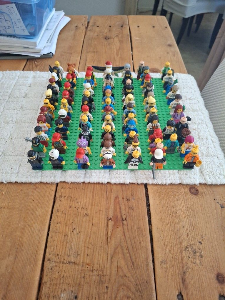 Mini Fig $1 Each