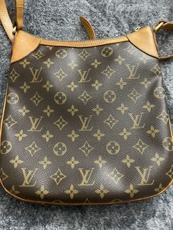 Authentic Louis Vuitton Odeon Cross Body