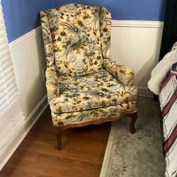 Very Beautiful Sofa Chair 