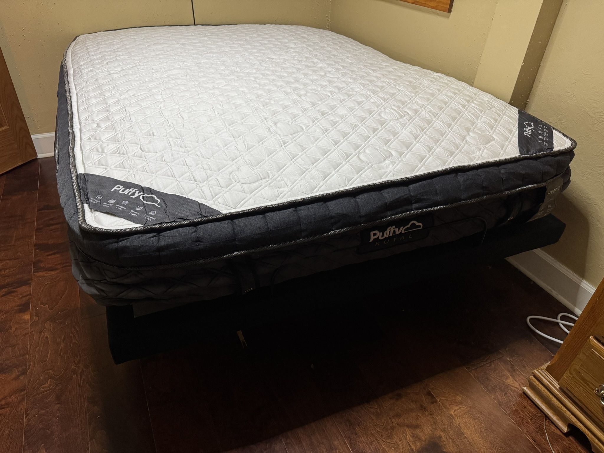 New King and Queen Mattress Must Sell