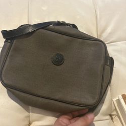 Fendi clutch in great condition