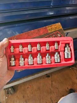 Mac tools 13 PC stubby torx driver set