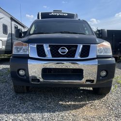 2015 Nissan Titan V8 Crew Cab S Pickup 4D 6ft
