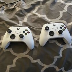 Xbox One Controllers