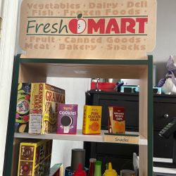 Selling Melissa And Doug Fresh Mart