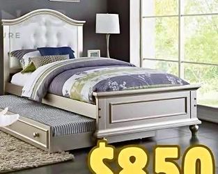 Beautiful Twin Trundle Bed