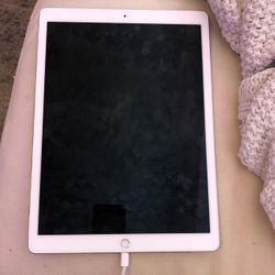 iPad Pro 12.9 2nd Gen Wifi + Cellular 64gb 125$