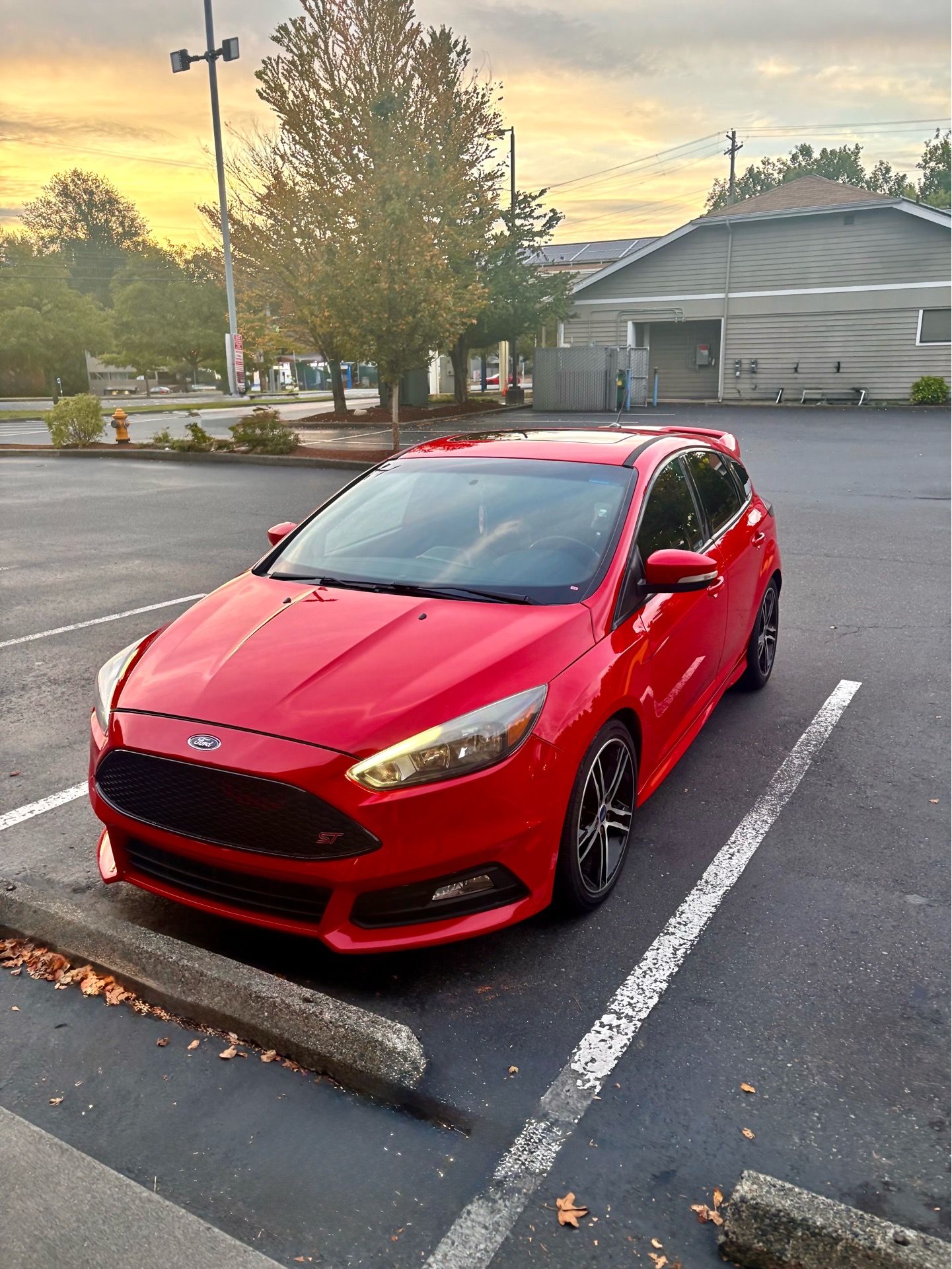 5x108 focus ST premium wheels with tpms sensors