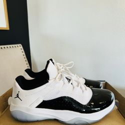 Air Jordan 11 CMFT Low 'Concord' 