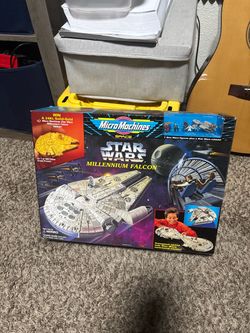 Micro Machines Star Wars Millennium Falcon Playset