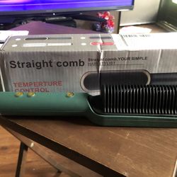 STRAIGHT COMB