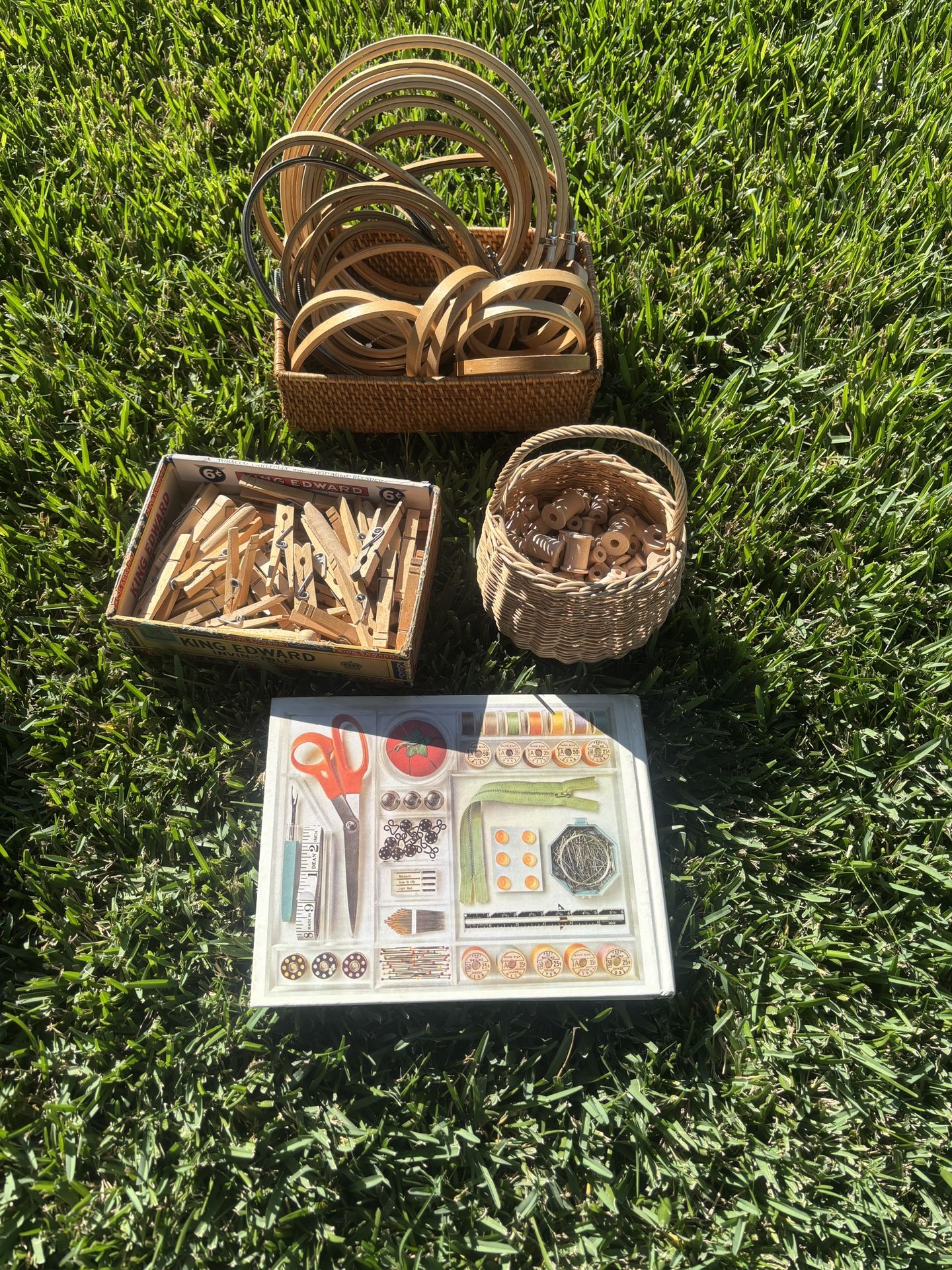 Assorted Knitting Kit