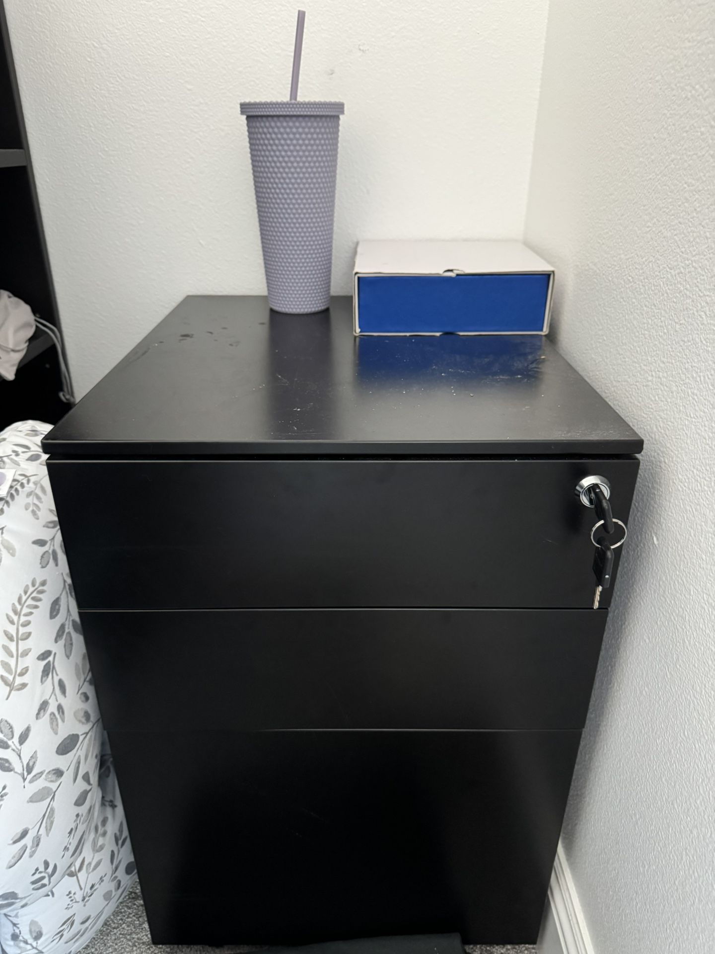 Locker/ File Cabinet