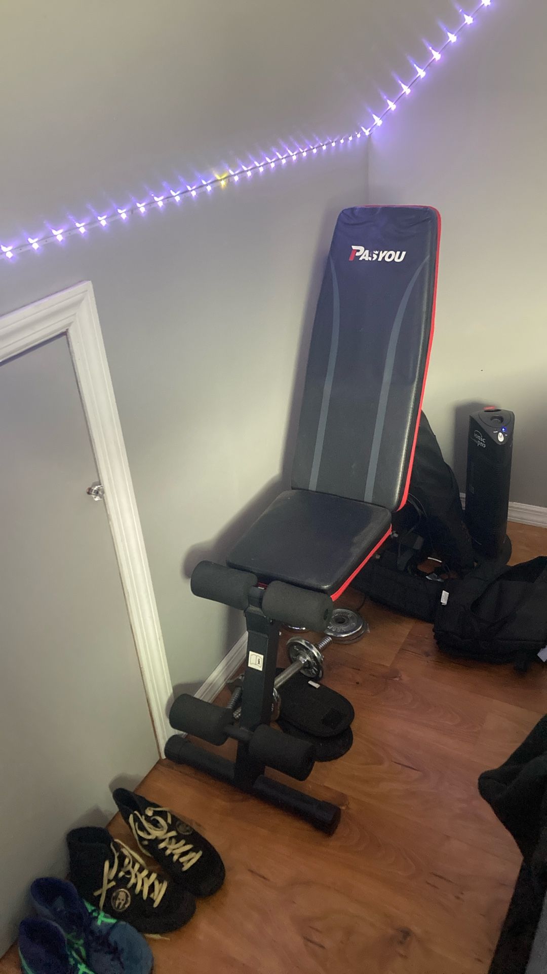 Pasyou Adjustable workout bench