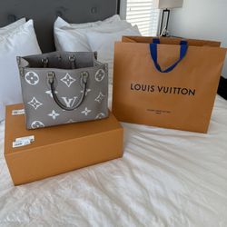 Louis Vuitton Tote Bag