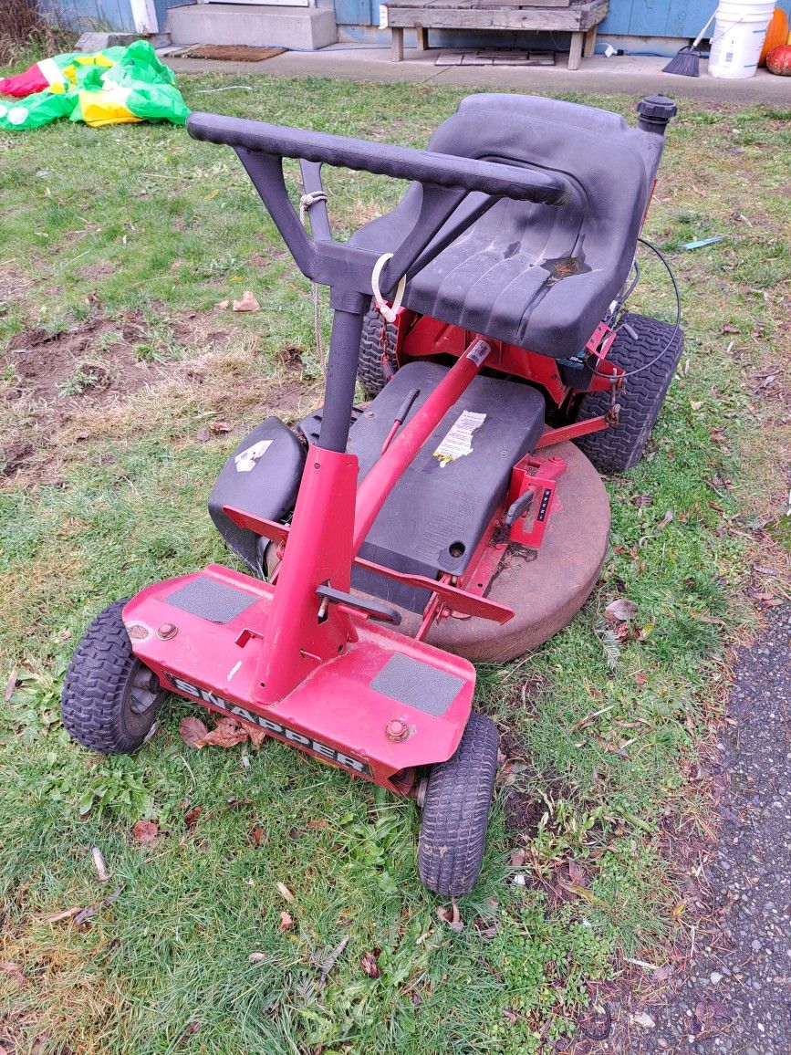 Snapper Riding Lawn Mower