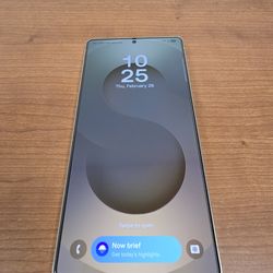 Like New Samsung S25 Ultra 512gb