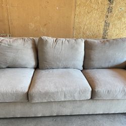 grey couch in Excellent Condition