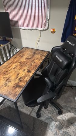 Gaming desk and chair