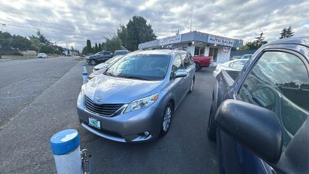 2013 Toyota Sienna