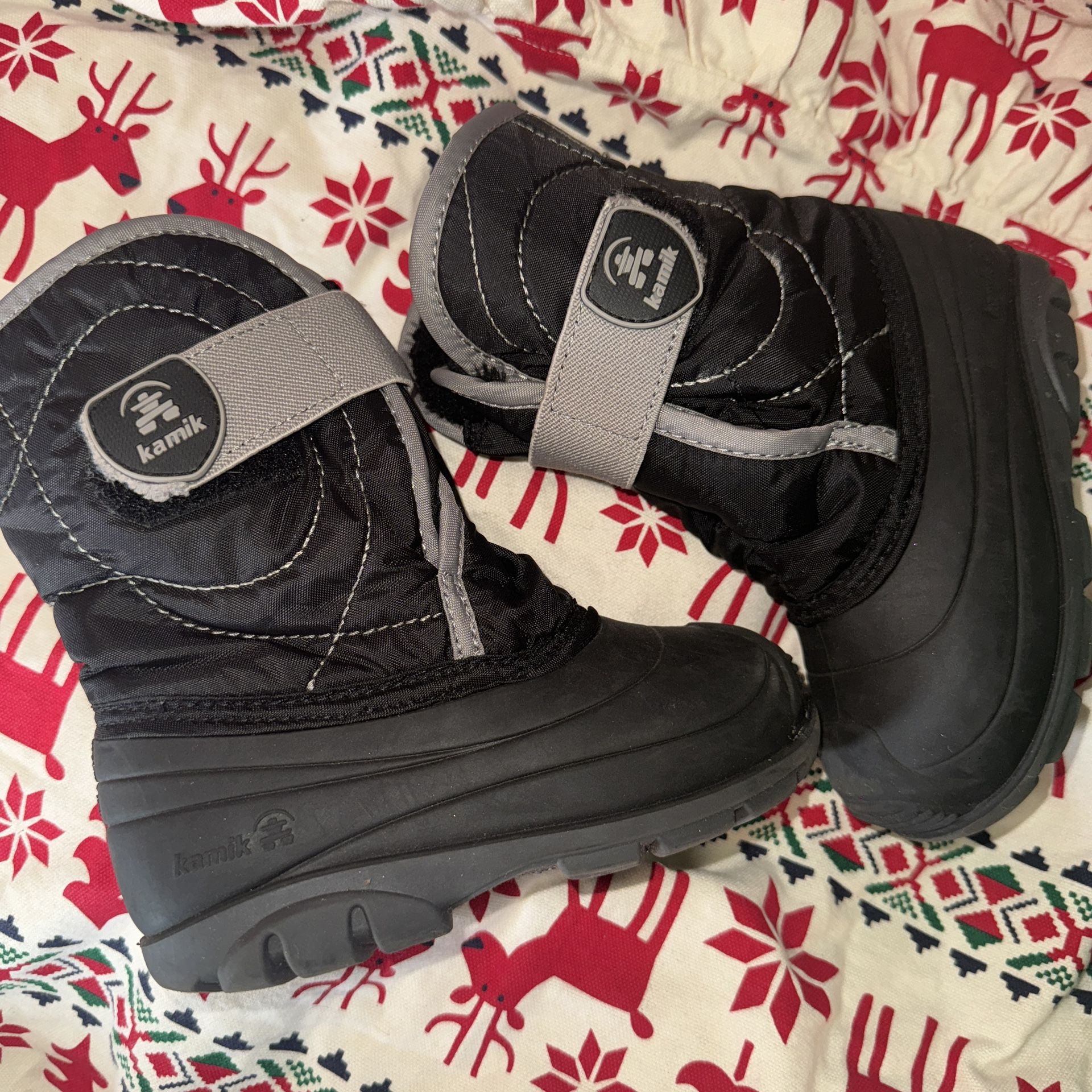 Snow Boots Unisex Black Kids Size 9