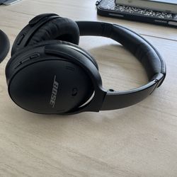 Bose QuietComfort 35 (QC35) Headphones