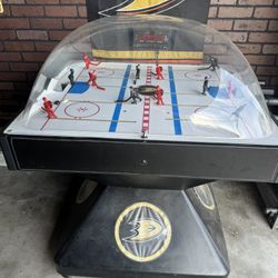 Bubble Hockey 