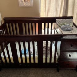 Baby Crib And Sheets