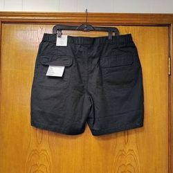 40 Croft & Barrow Elastic Hits Above The Knee Black Front Cargo Pocket Shorts