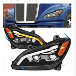 Kenworth T680 Headlight