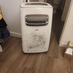 Portable AC Midea