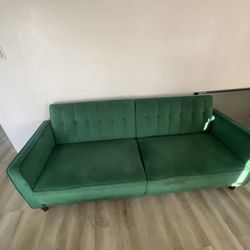 Free Couch 