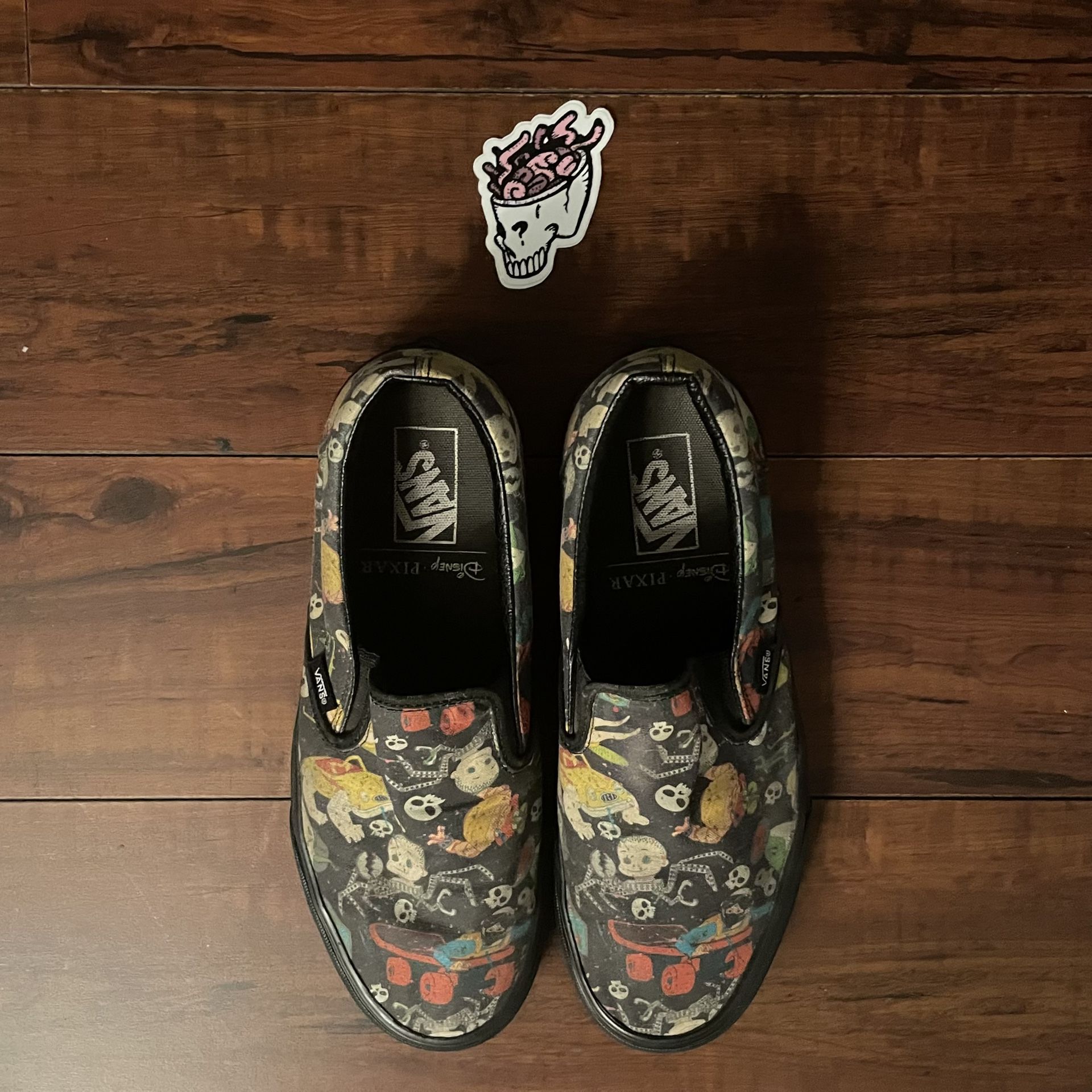 VANS x PIXAR TOY STORY “ SYD’S TOYS “ SLIP - ON COLLABORATION