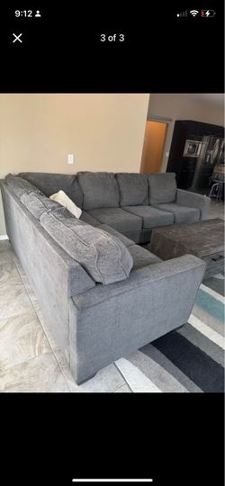 Gray Fabric Sectional Sofa