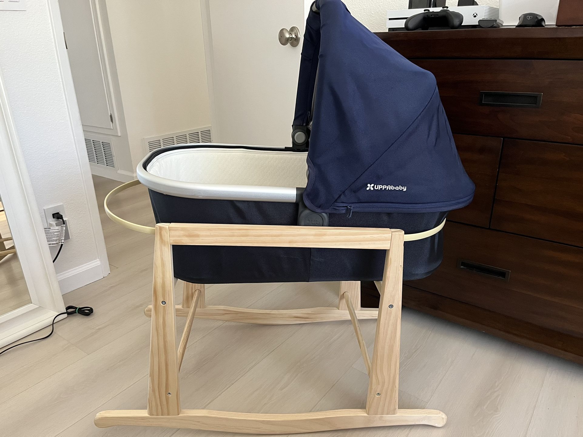 Uppa Baby with Rocking Stand for Sale in Calabasas, CA OfferUp