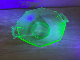 Antique Uranium Green Glass Heisey Moongleam Octagon Handled Bowl