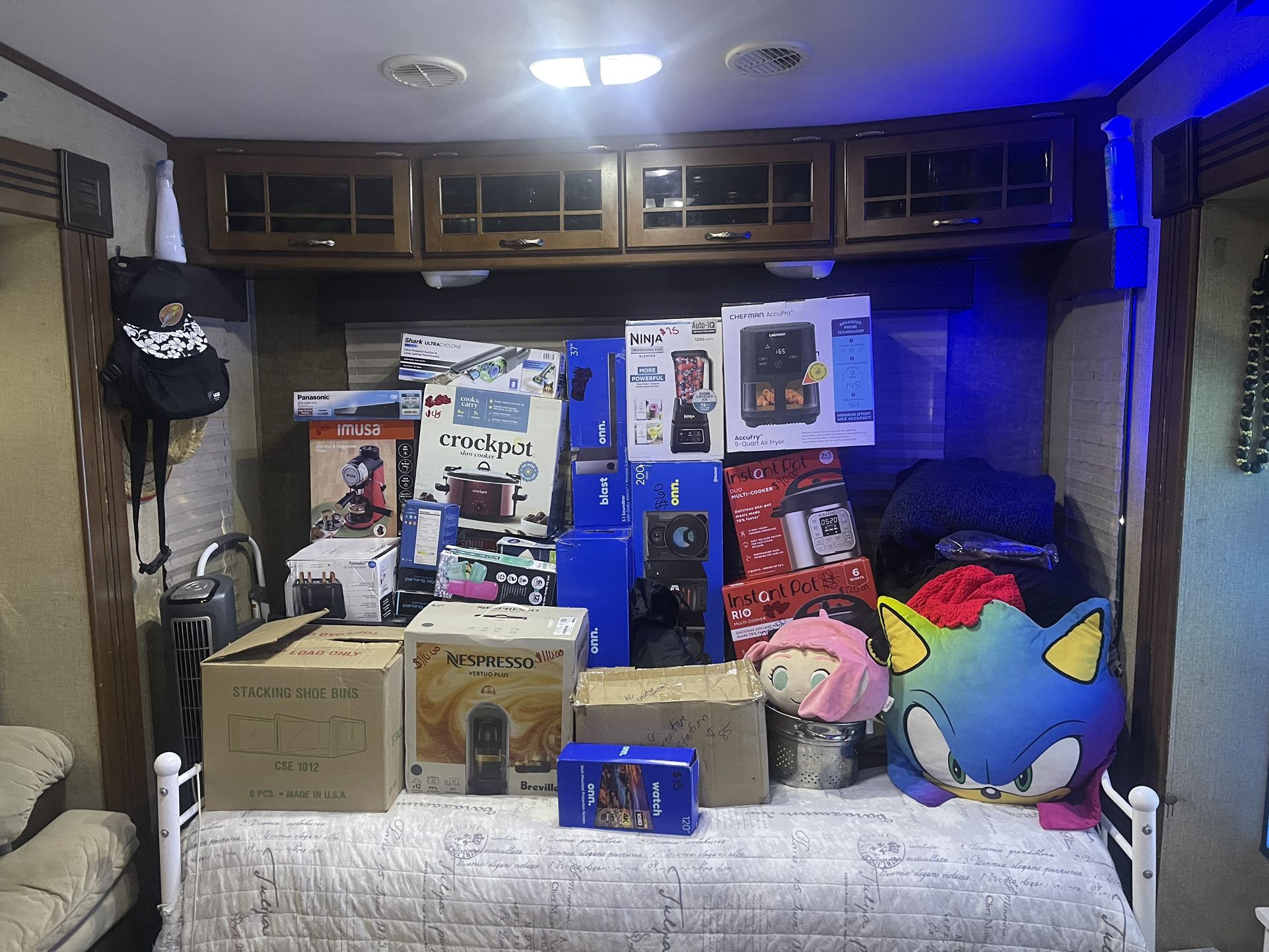 Lots If Items For Sale