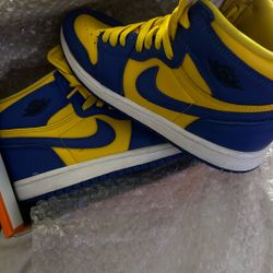 Jordans 1's