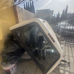 Snugtop Camper Shell