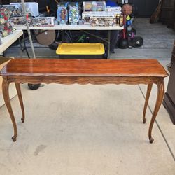 Hammary Maisonette French Provincial Country Sofa Entryway Table Fruitwood Console