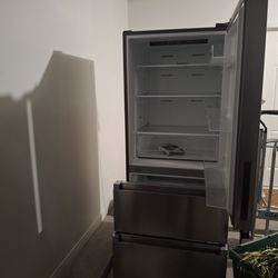 Working Mora Fridge