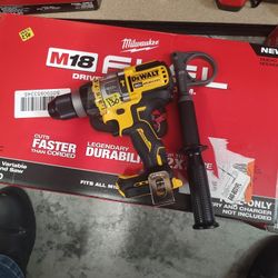 DeWalt 20 V max flexvolt Advantages 1)2" Hammer Drill Driver (Dcd999)