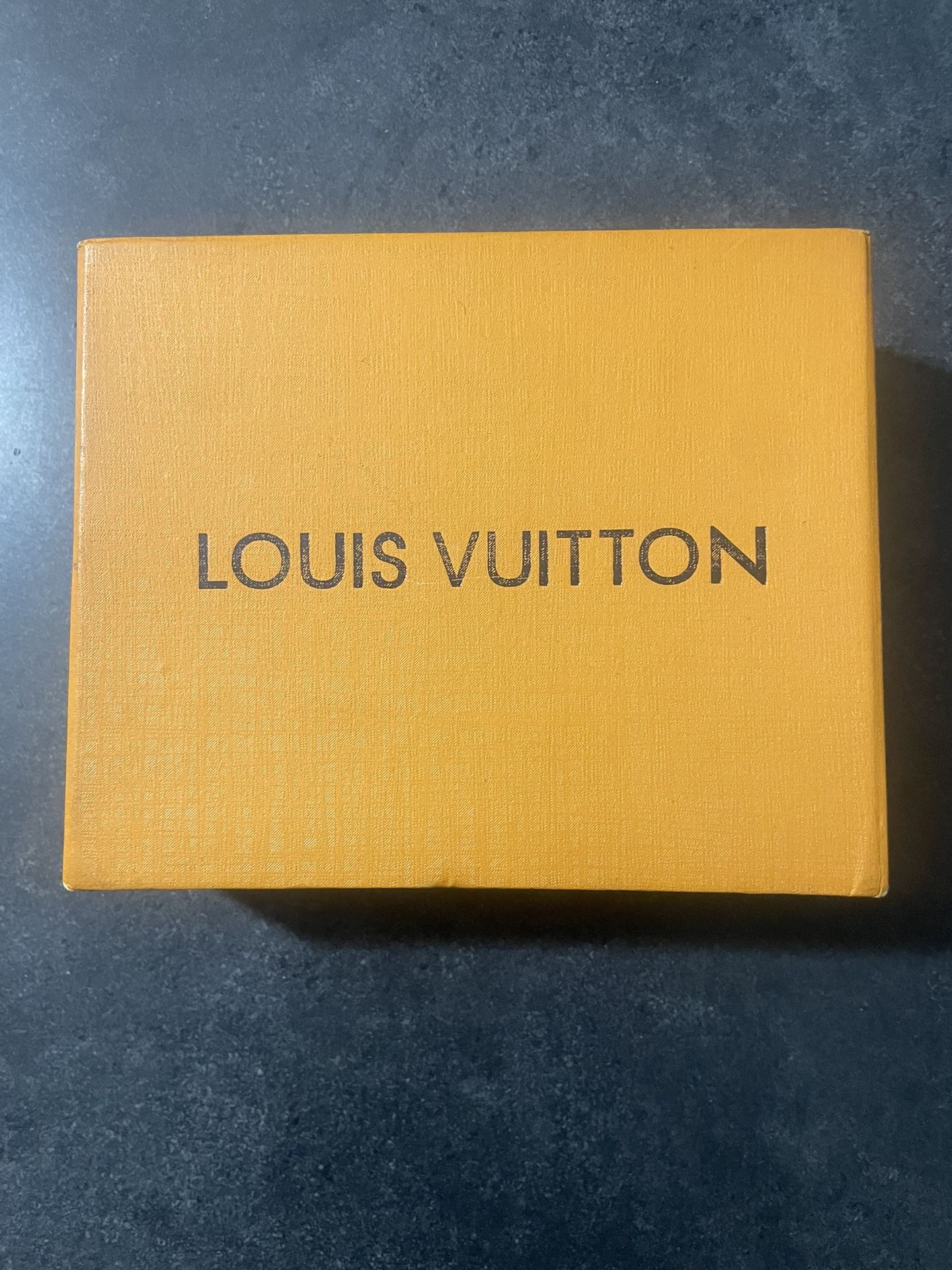 Louis Vuitton Wallet (brown)