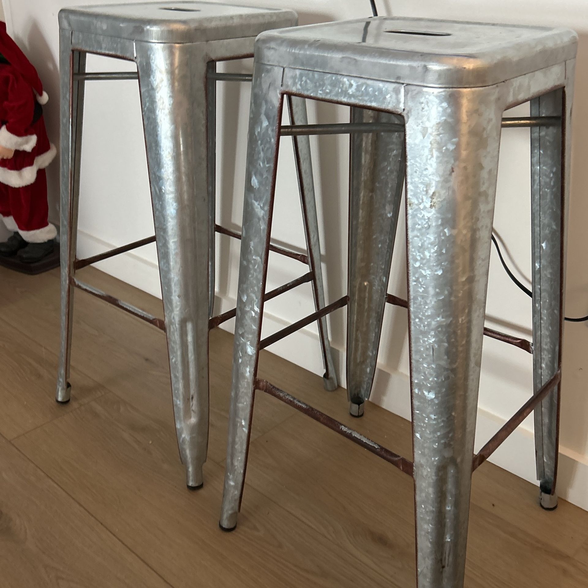 Bar Stools 