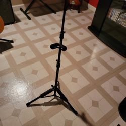 TITAN FOLDING VIOLIN OR VIOLA STAND 